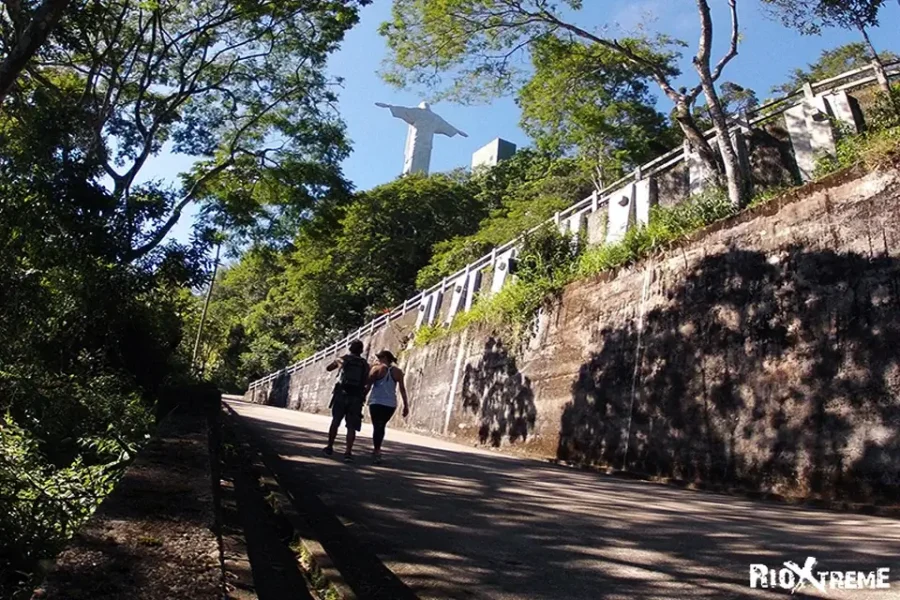 christ redeemer hike rio de janeiro