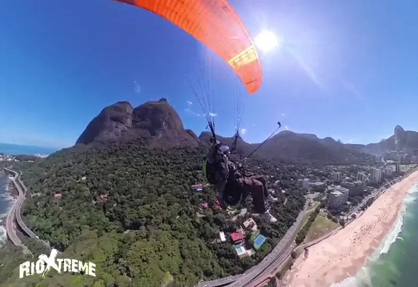 Paragliding in Rio