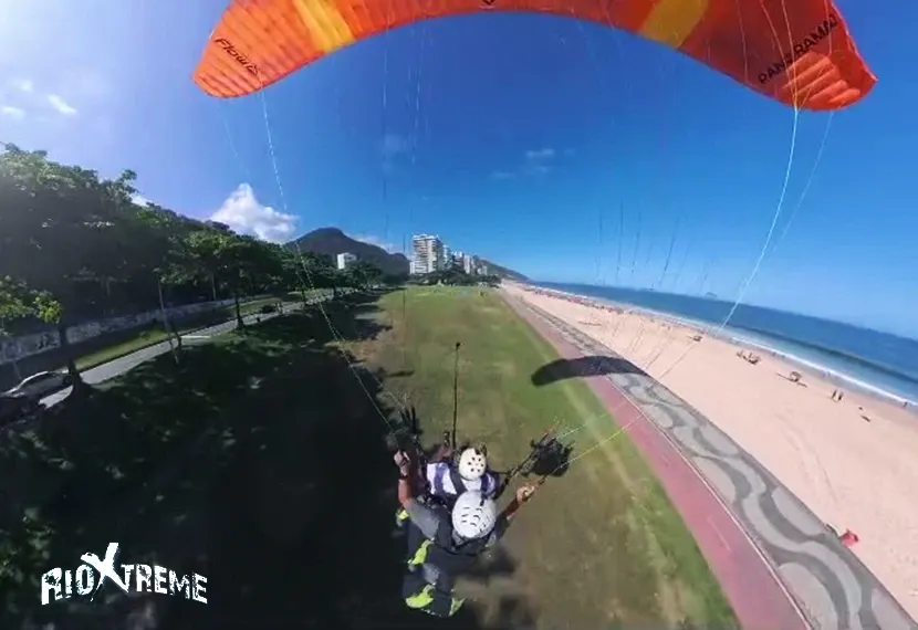 Paragliding in Rio