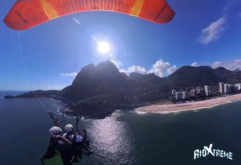 Paragliding in Rio